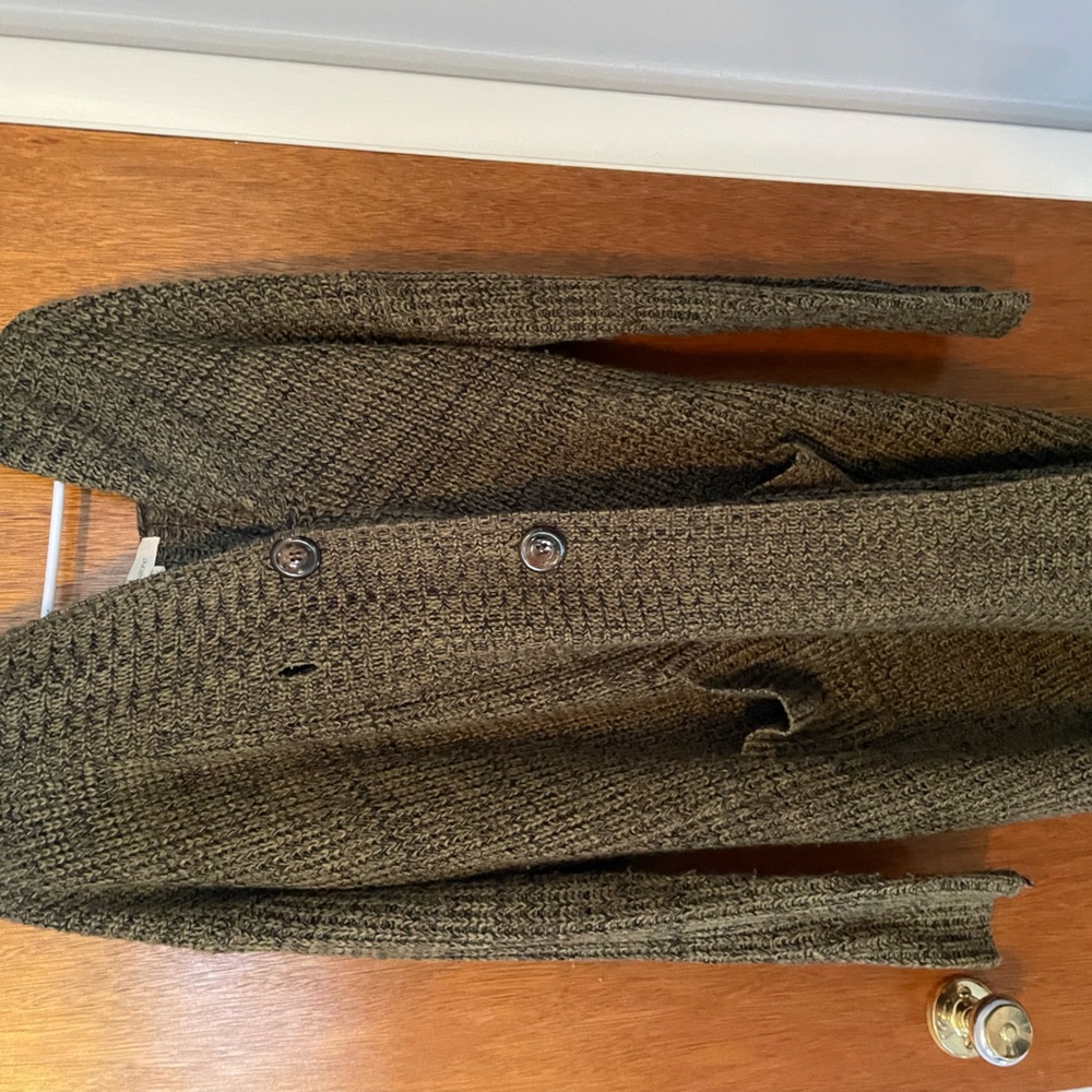 Women’s sweater